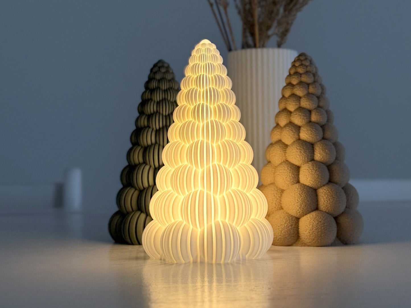 Bubbly Christmas Tree – Modern Holiday Accent