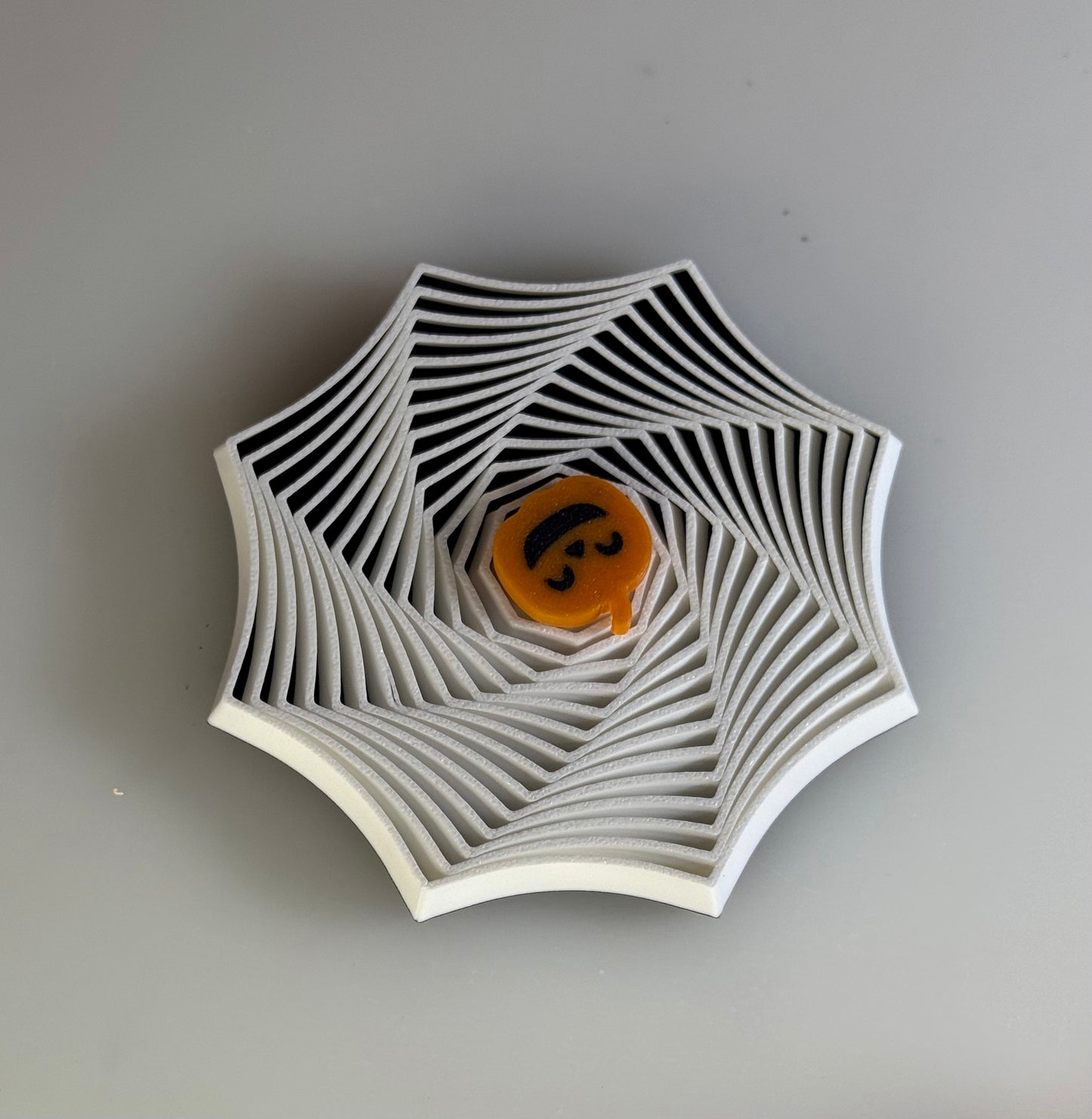 Fidget Spiderweb