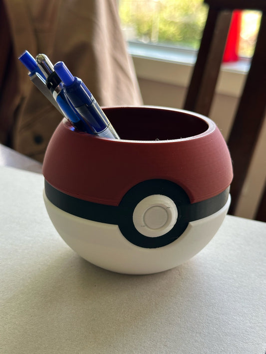 Pokeball Pencil Holder image 1
