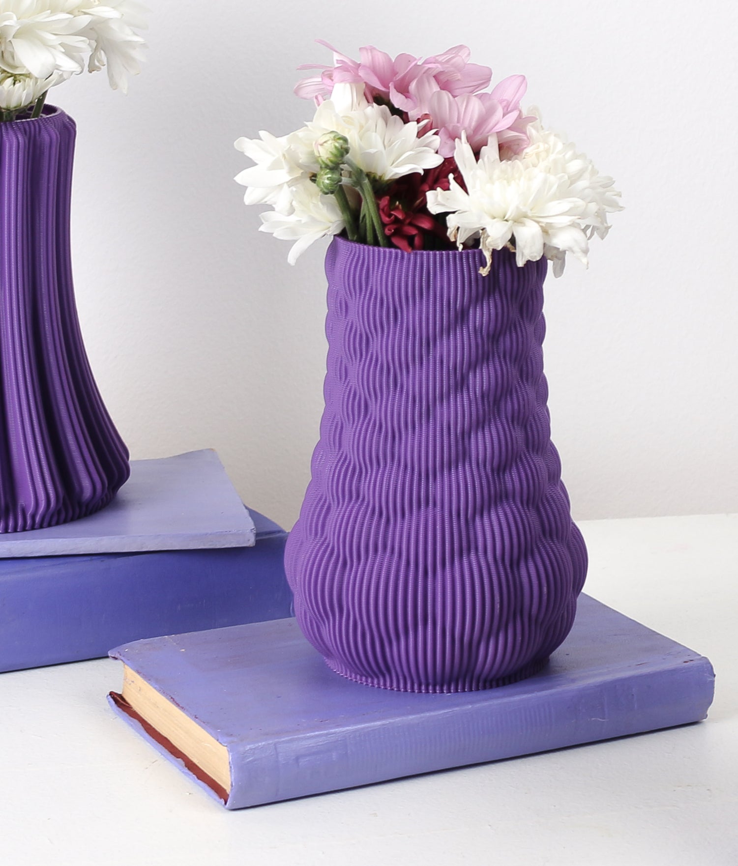 Berry Vase image 3