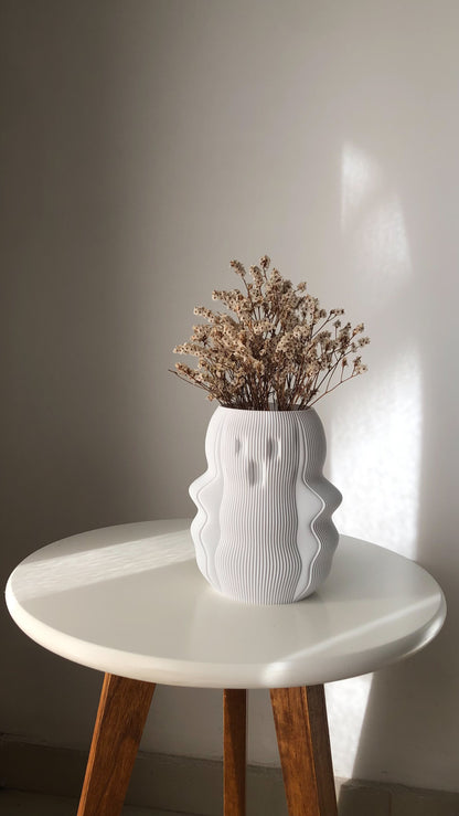 Boo Vase image 0