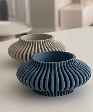 Serene Tealight Candle Holder