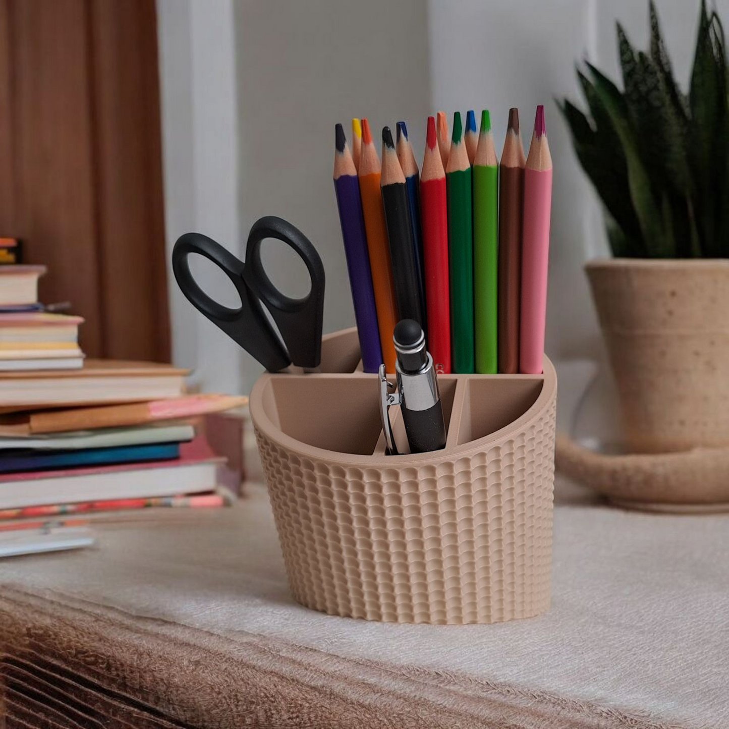 Gravity Dock Pen Holder image 0