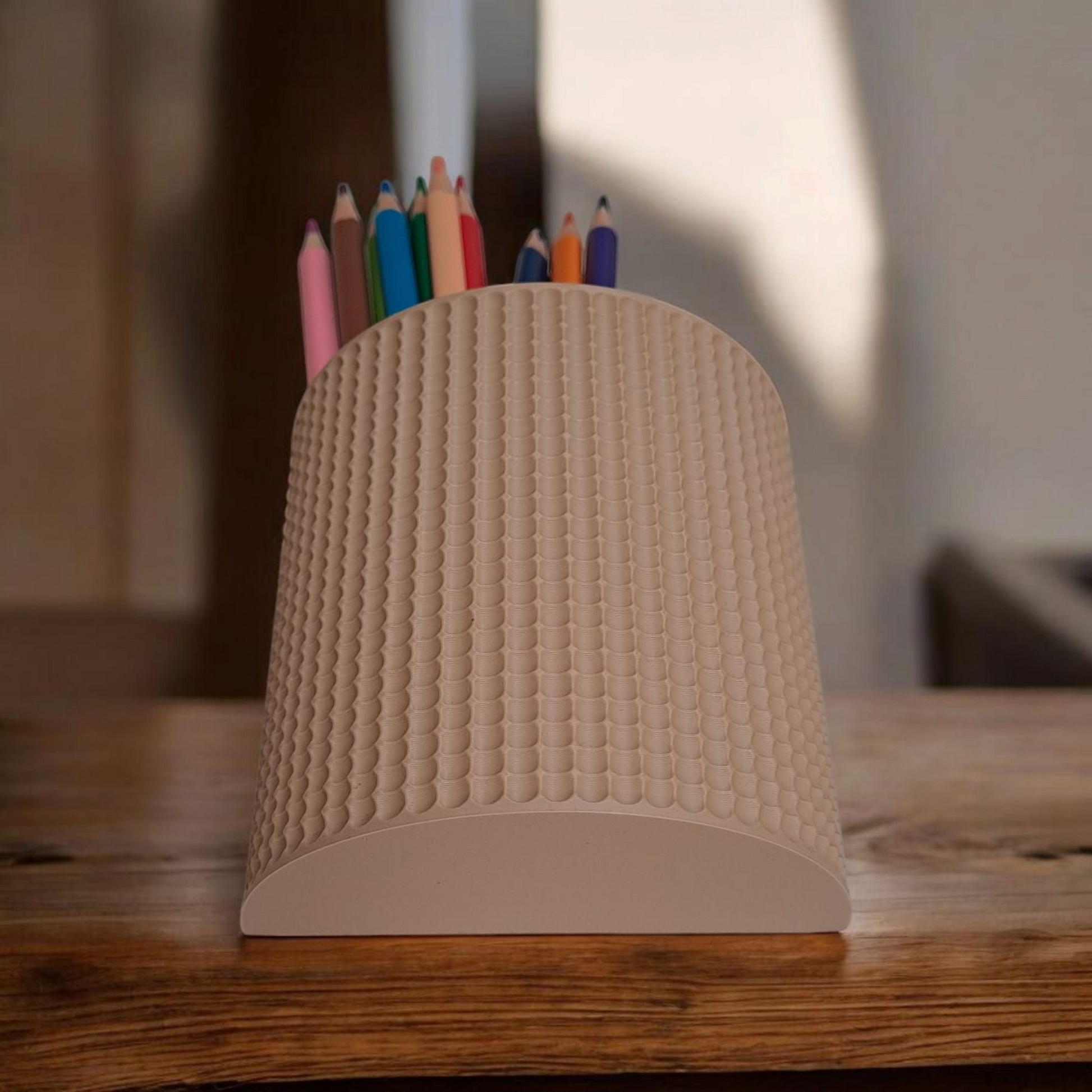Gravity Dock Pen Holder image 2