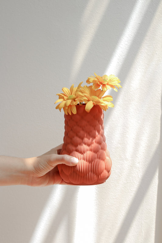 Berry Vase image 0